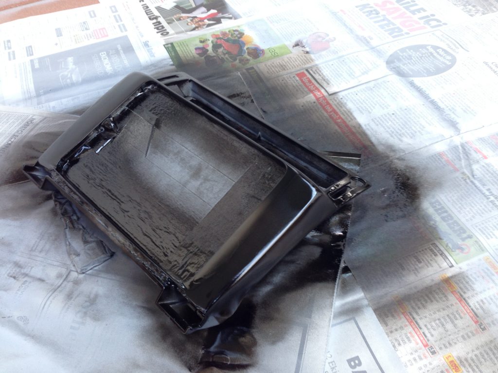 arabaya tablet montajı siyah boya işlemi